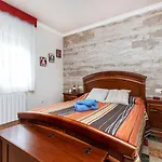 Nyaraló Figaro By Interhome