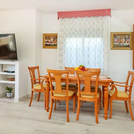 Hébergement de vacances Figaro By Interhome